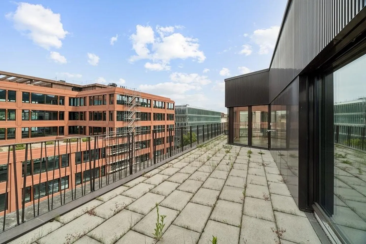 Charming 3.5-room penthouse apartment in District 2 - Photo 8 of 11