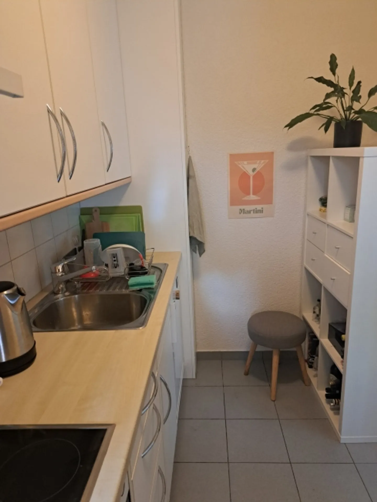 «2 ZI-WOHNUNG IN THUN (BE), MÖBLIERT, TEMPORÄR» - Foto 2 von 5