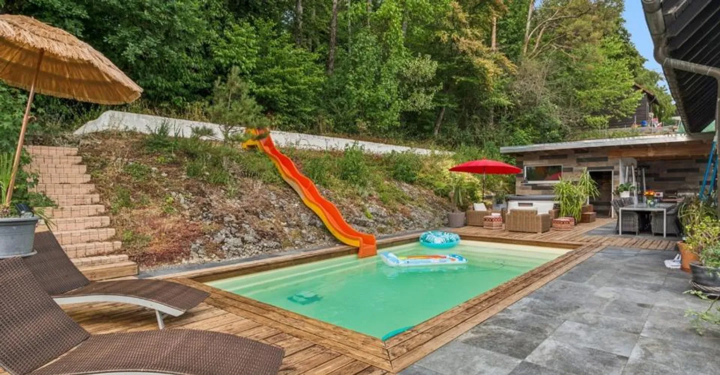 Villa prestigieuse en lisière de forêt - Photo 1 sur 10