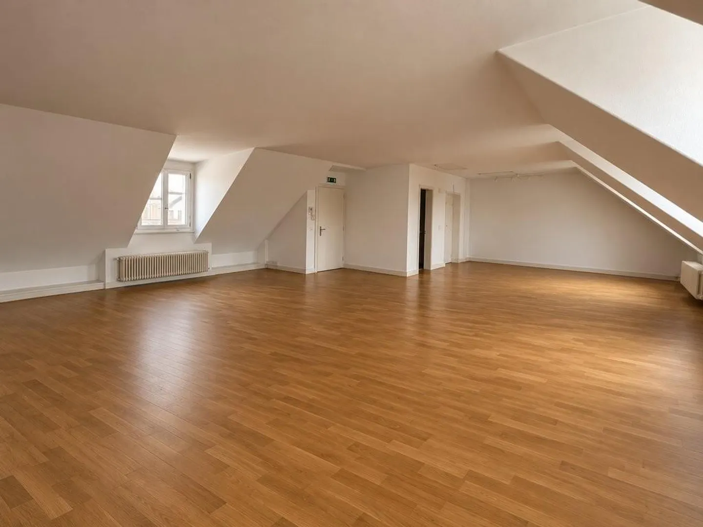 Grosszügige Büroräumlichkeiten in Bern - Foto 2 von 5
