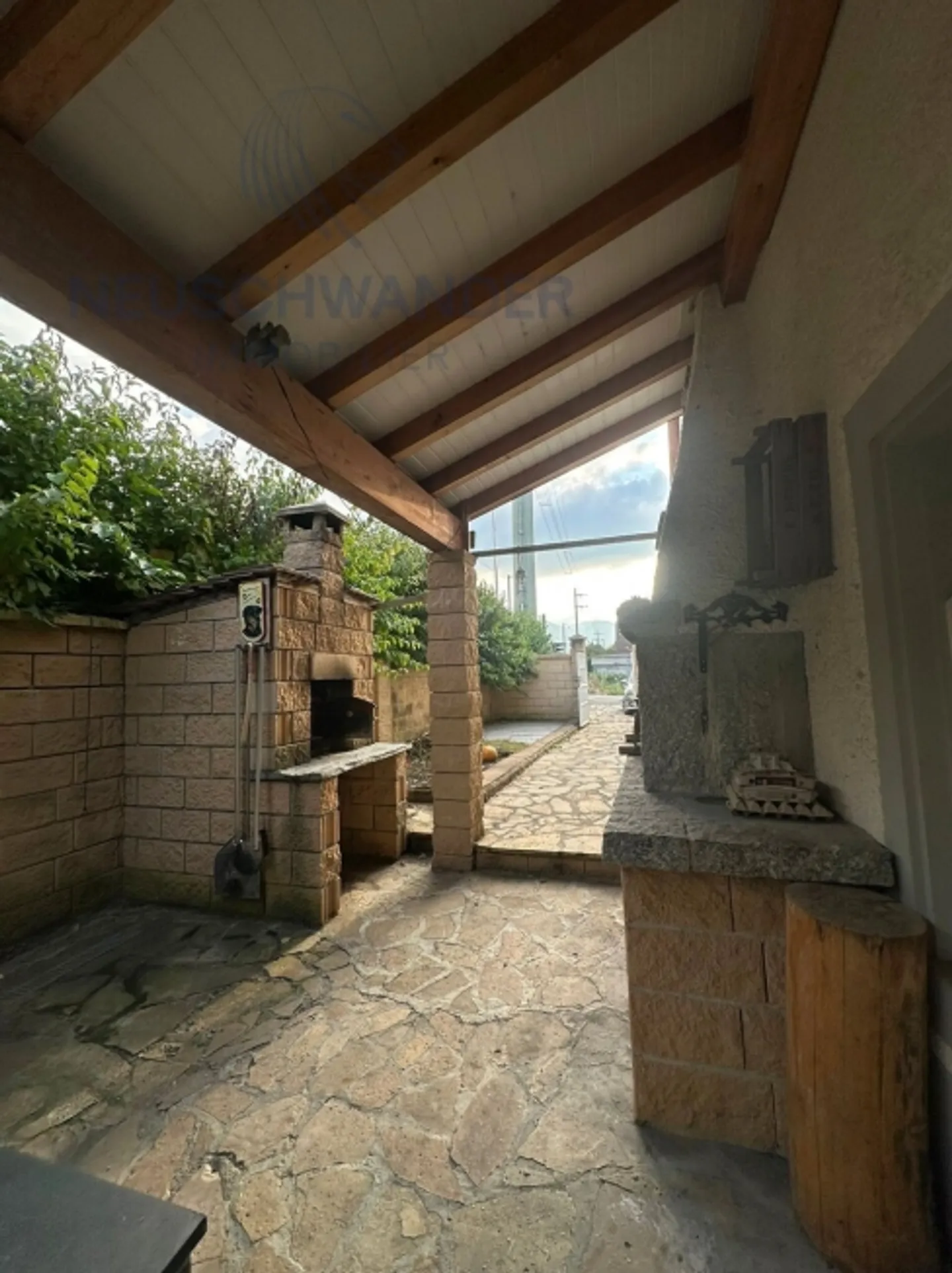 Spacious accommodation on two levels - Photo 15 of 16