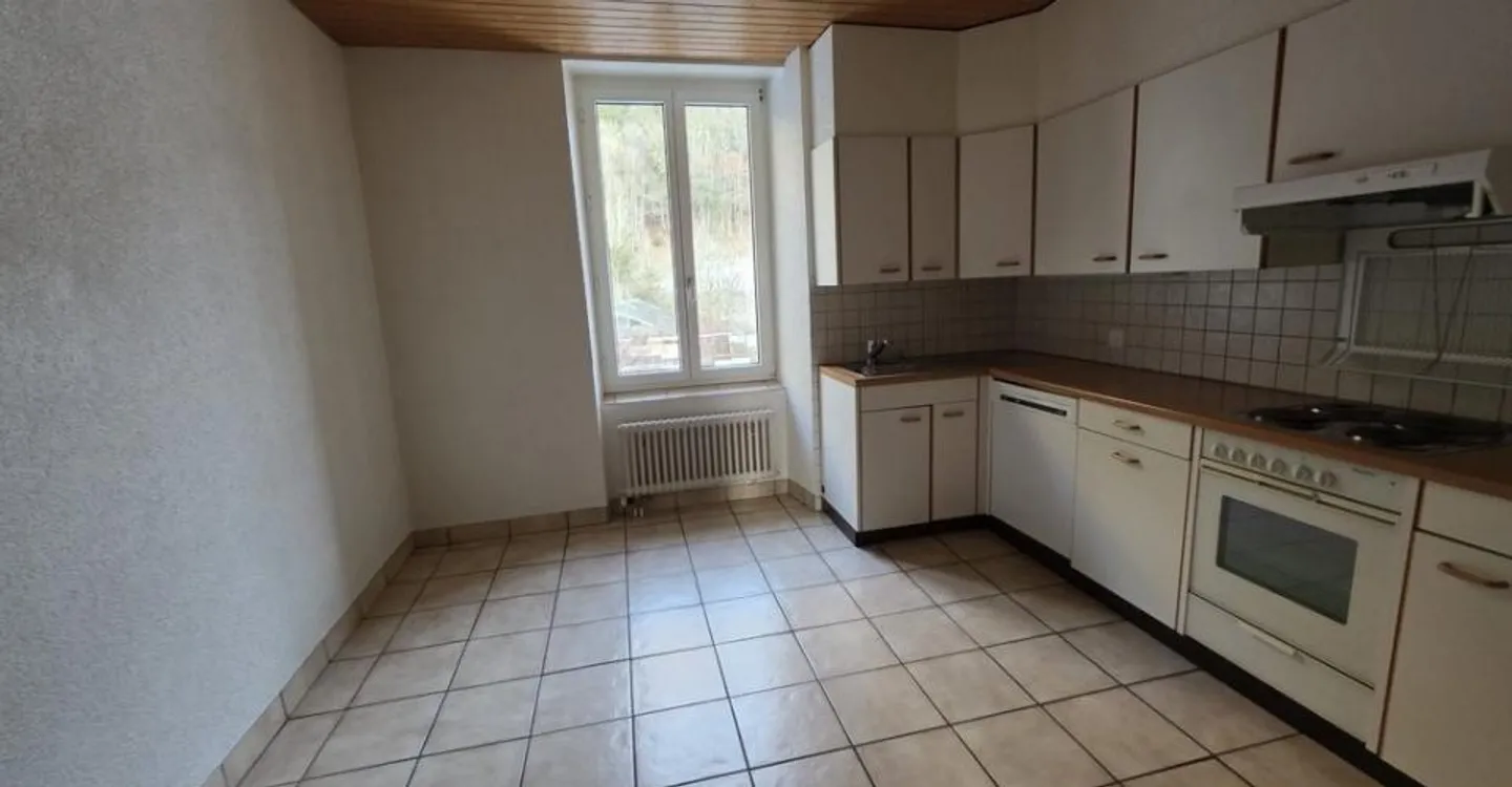 BEL APPARTAMENTO IN AFFITTO CON BALCONE - Foto 2 di 11