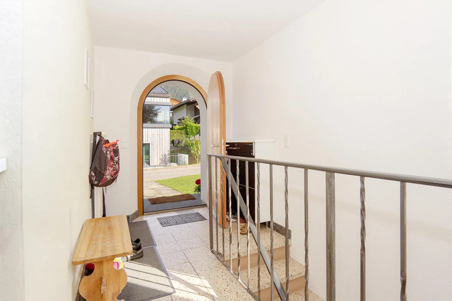 Charming residential house in a top location in Flims - Photo 2 of 12