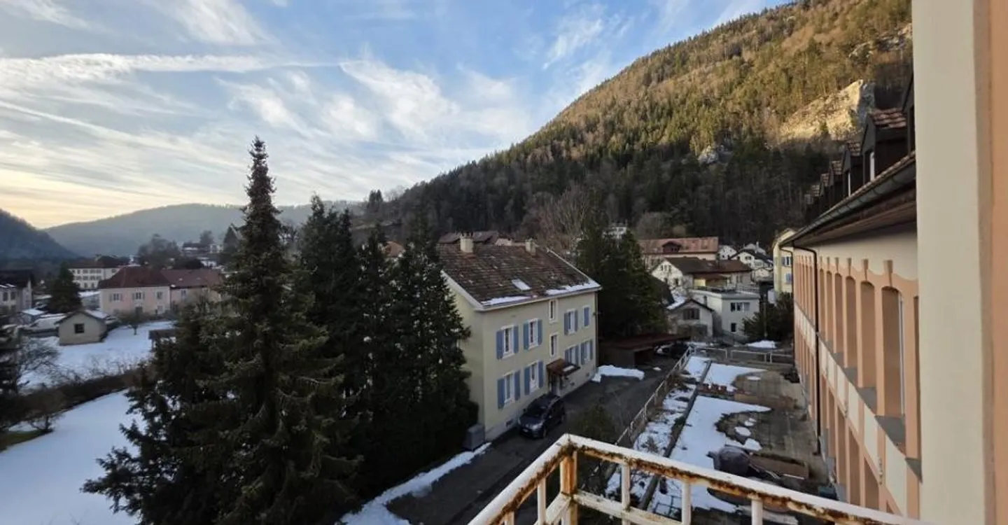 BEL APPARTAMENTO IN AFFITTO CON BALCONE - Foto 9 di 11