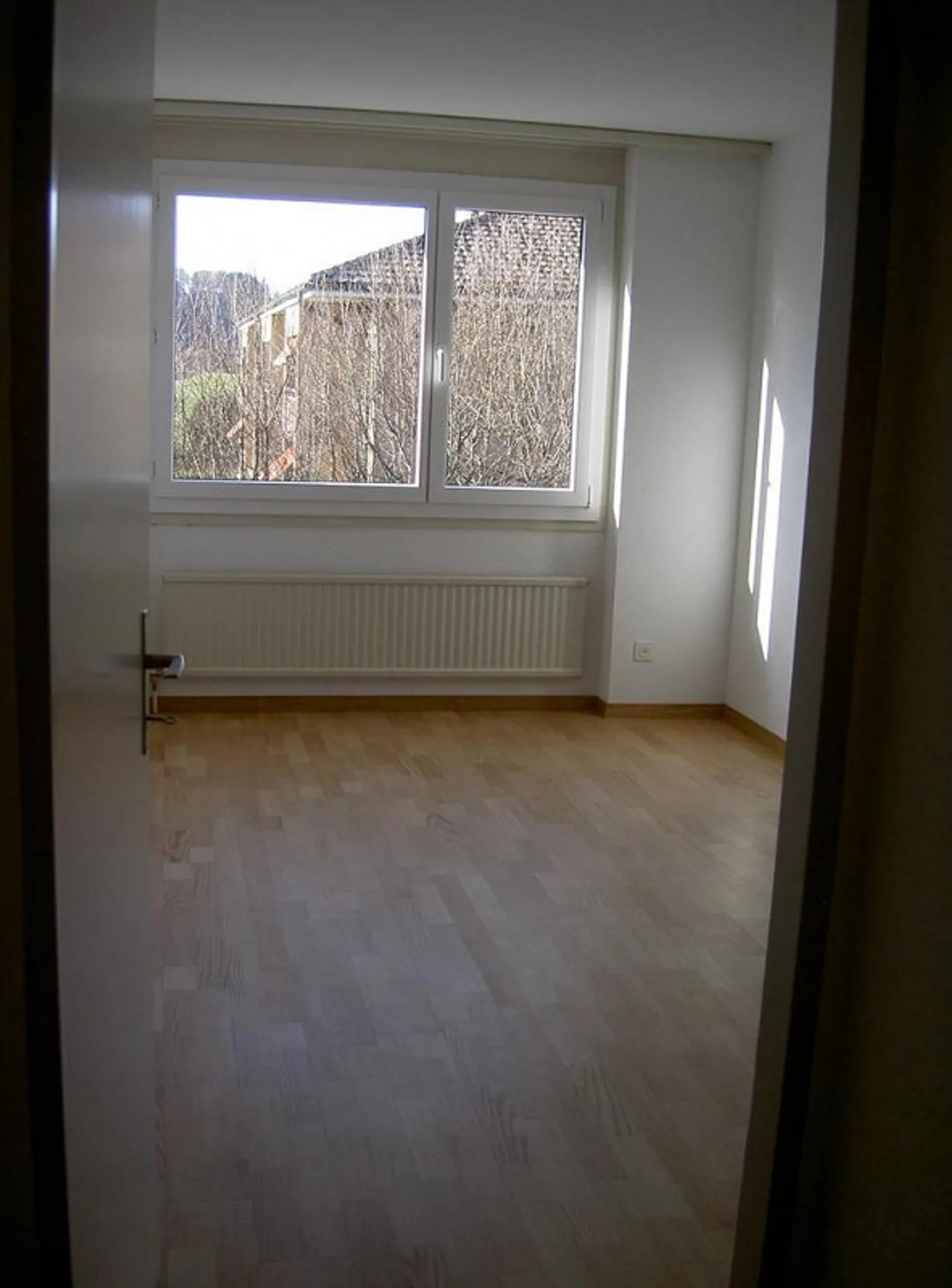 Moderne und ruhig gelegene Wohnung in Stettlen - Foto 7 von 9