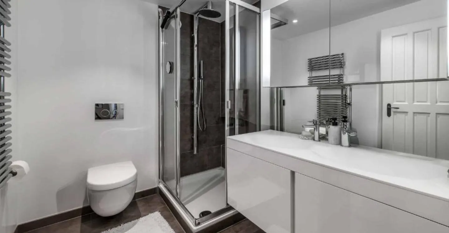 Heartthrob for this rare and prestigious property - Photo 11 of 13