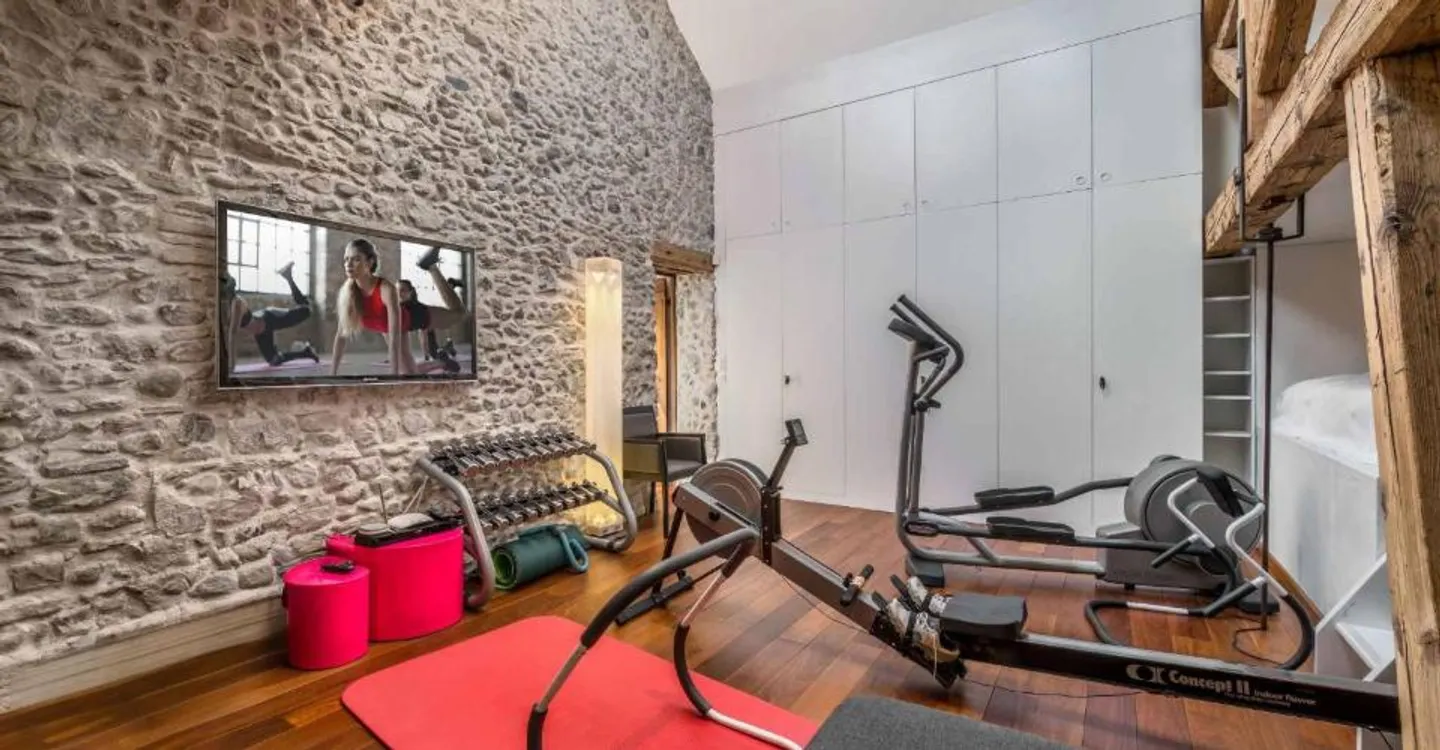 Heartthrob for this rare and prestigious property - Photo 12 of 13