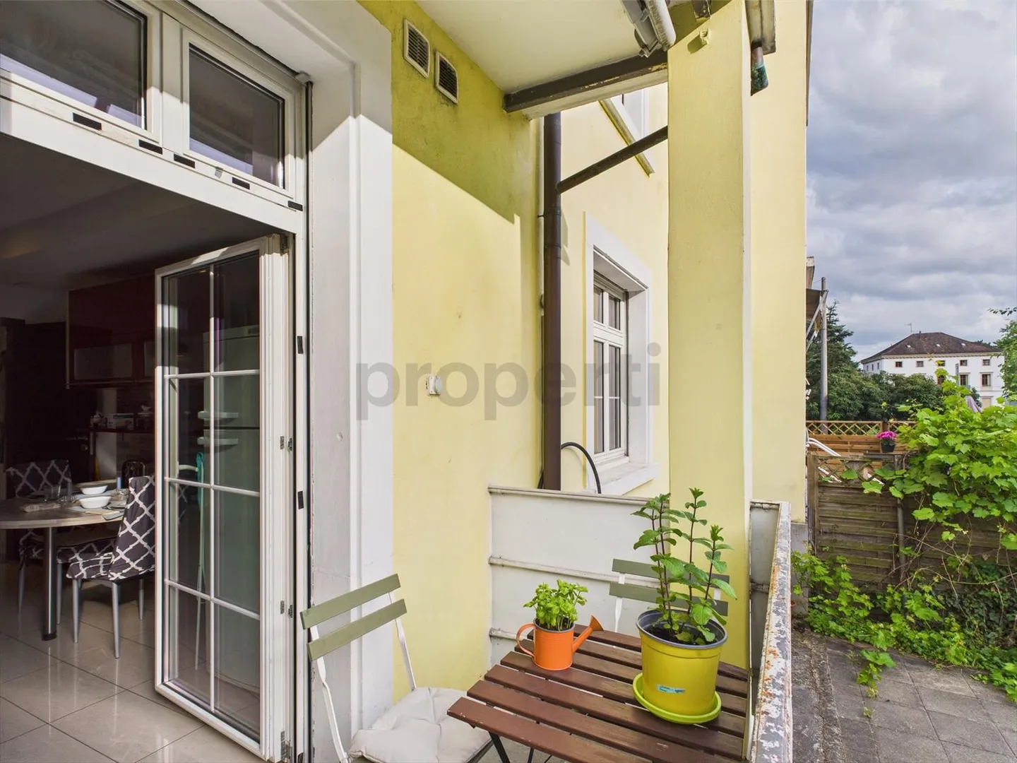 Outstanding 3.5-Room Apartment in Basel - Photo 6 of 8