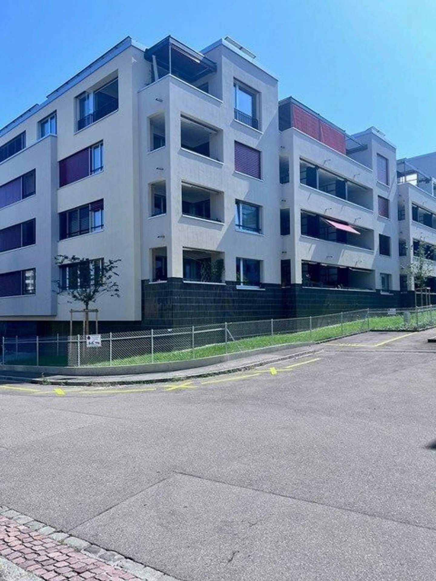 Appartamento moderno di 4,5 stanze - Foto 1 di 5