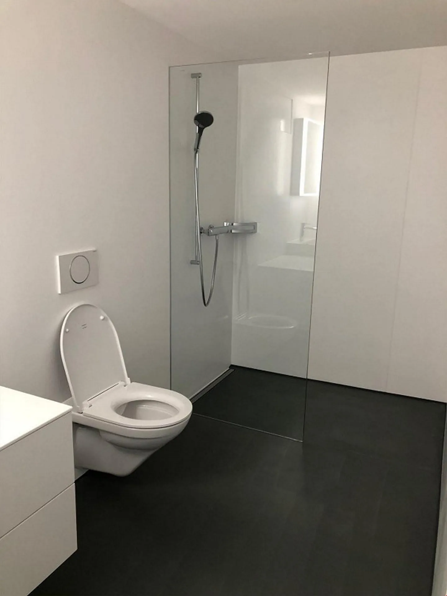 Einzelzimmer mit Bad zu vermieten - Foto 5 von 6