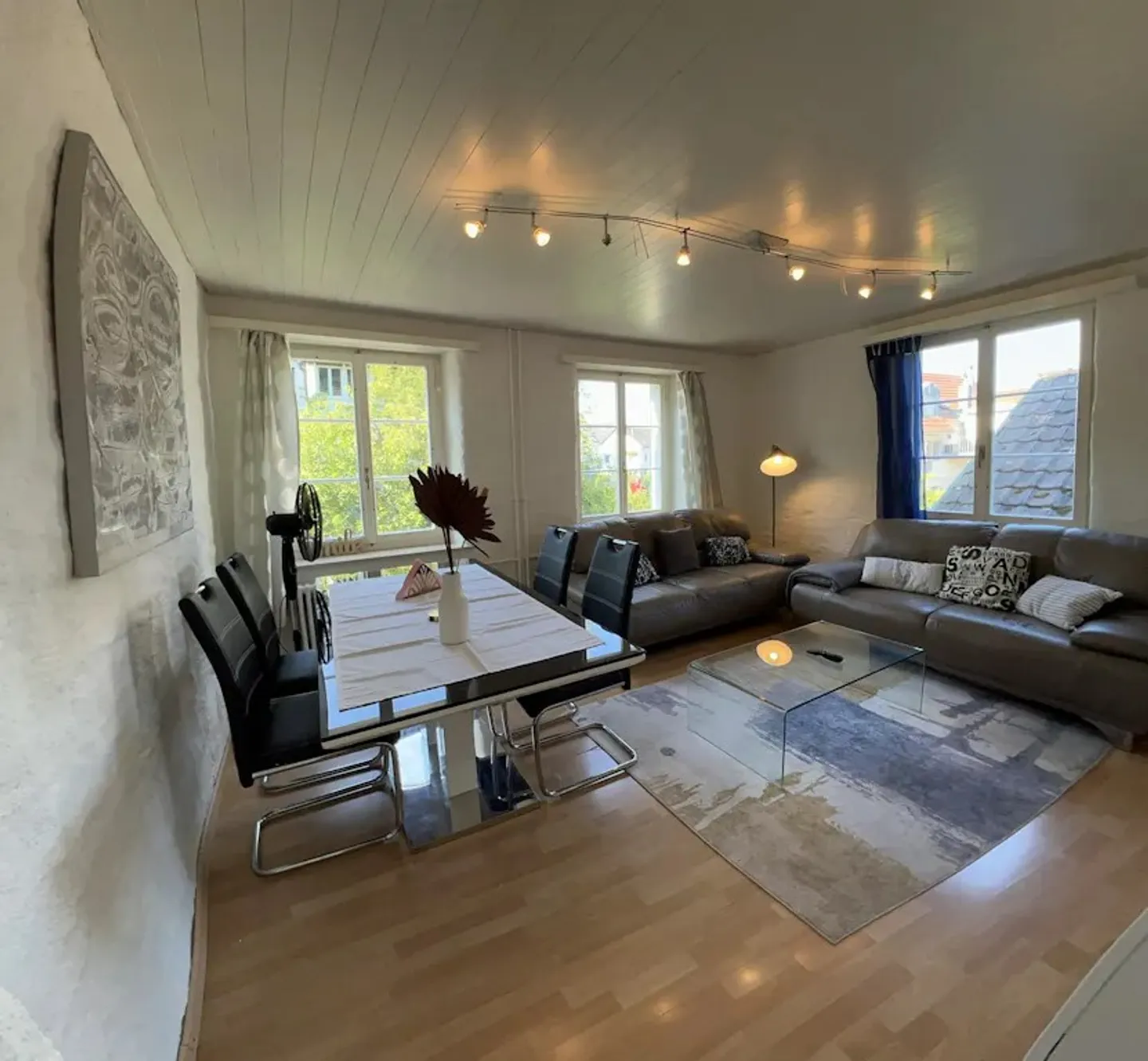 Apartment for rent - Photo 2 of 10
