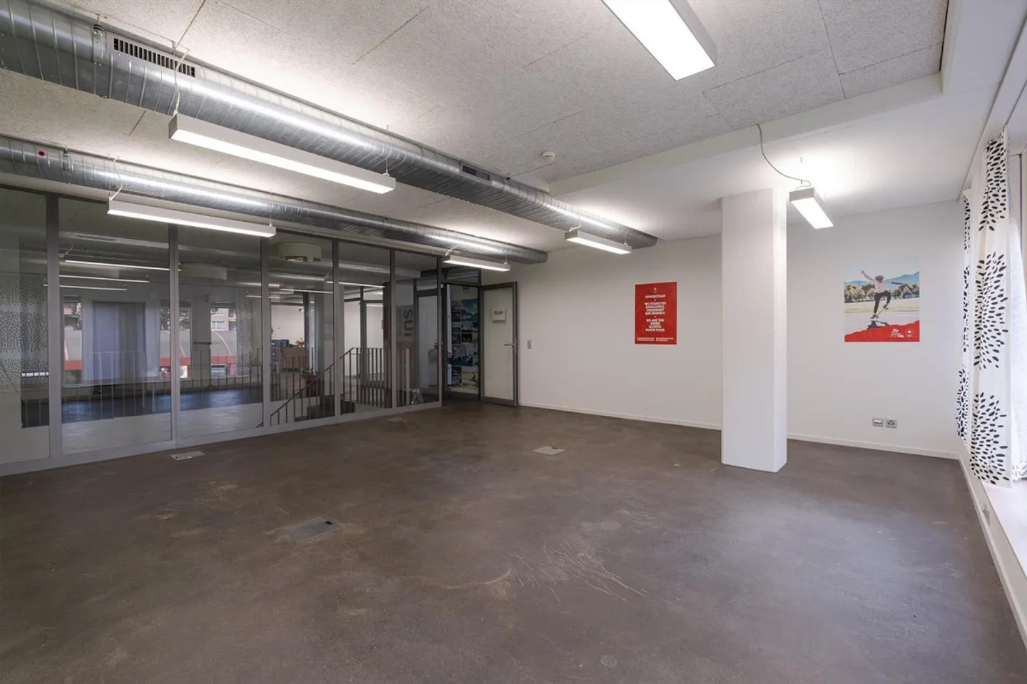 Attractive Offices in Ittigen - Photo 3 of 13
