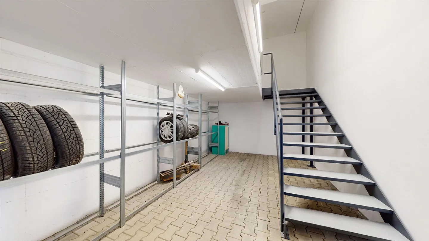 Gewerbe- und Wohneigentum - Foto 8 von 23