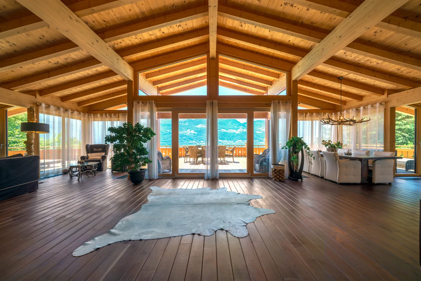 Sentiment de chalet avec vue - un refuge élégant au-dessus du lac - Photo 2 sur 5