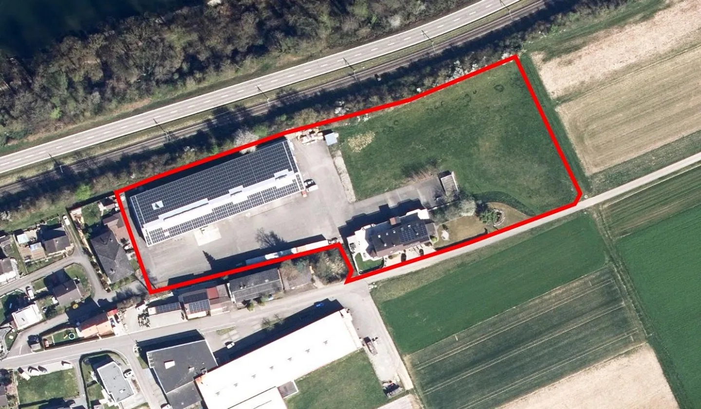 Gewerbe- und Wohneigentum - Foto 16 von 23