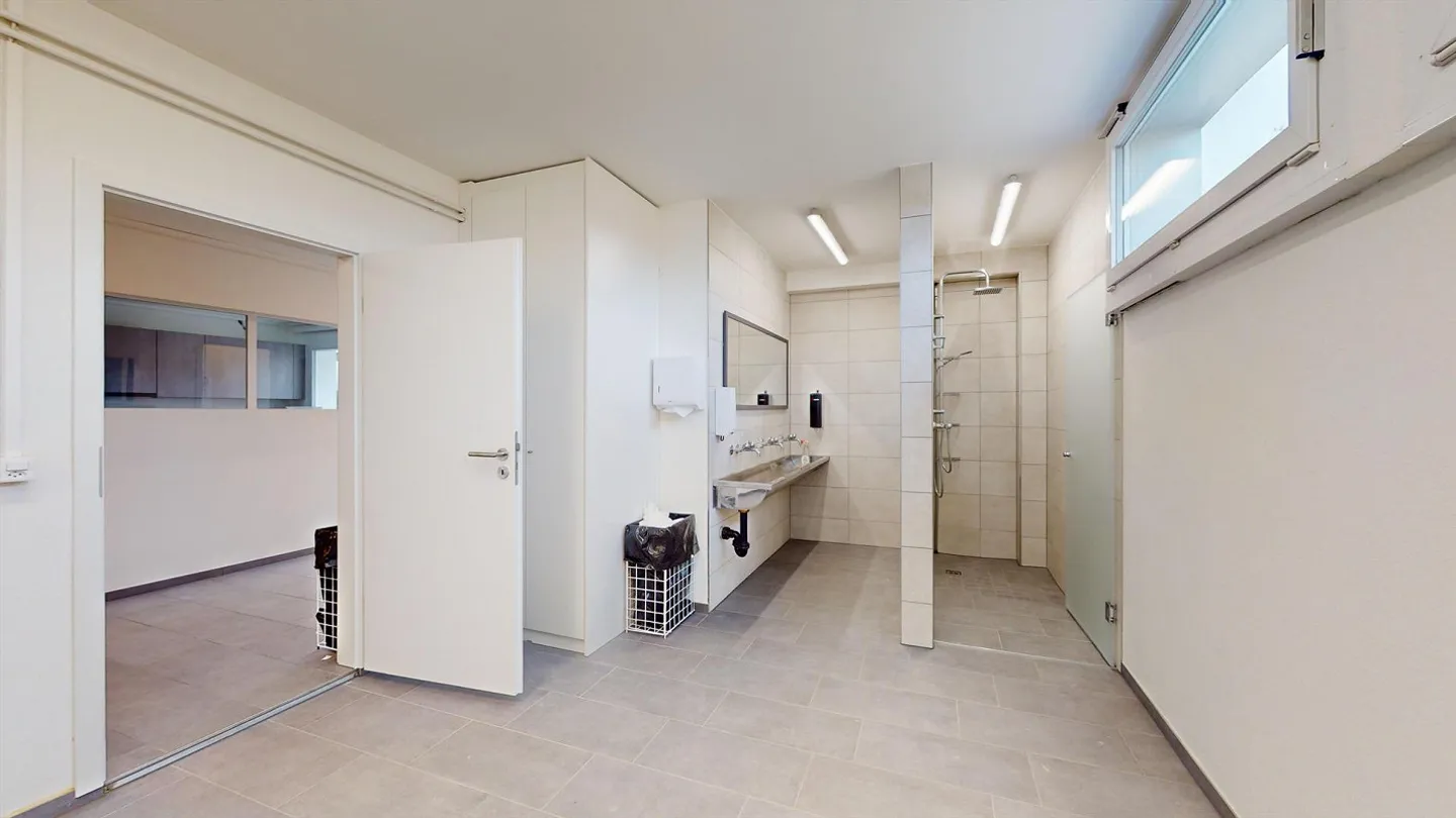 Gewerbe- und Wohneigentum - Foto 12 von 23