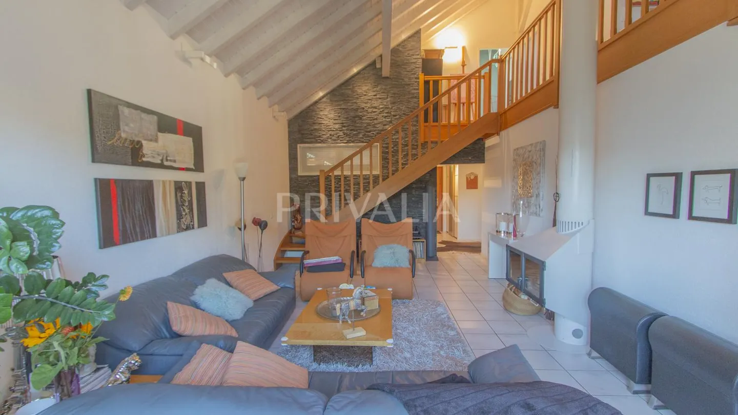 Grande duplex ristrutturato di 235 m2 - Bernex - Foto 2 di 5
