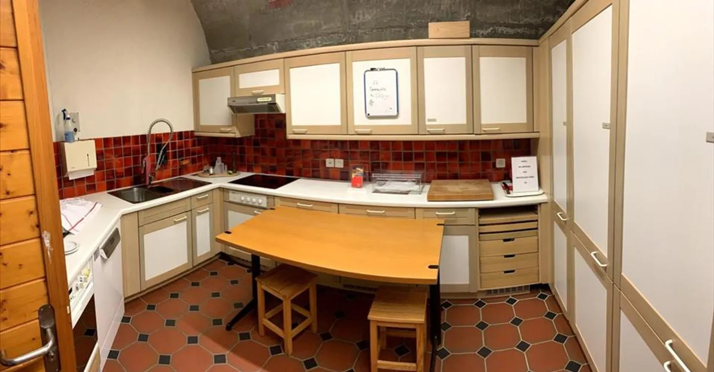 Office space for rent - Photo 13 of 23