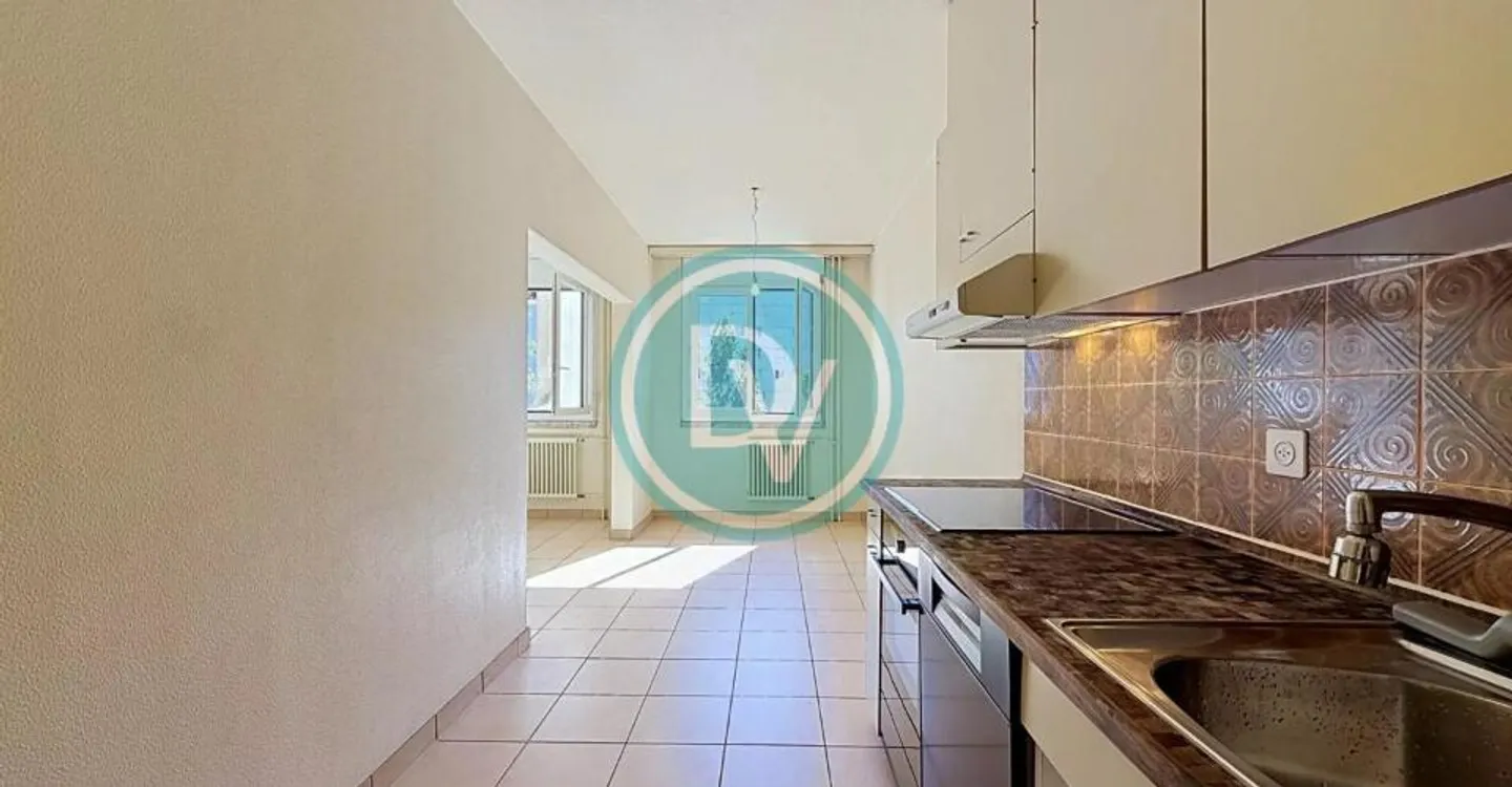 Bright 3-Room Apartment in Avanchets - Photo 6 of 13