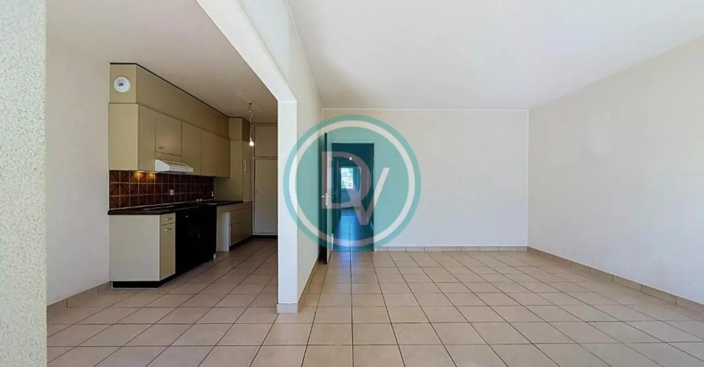 Bright 3-Room Apartment in Avanchets - Photo 4 of 13