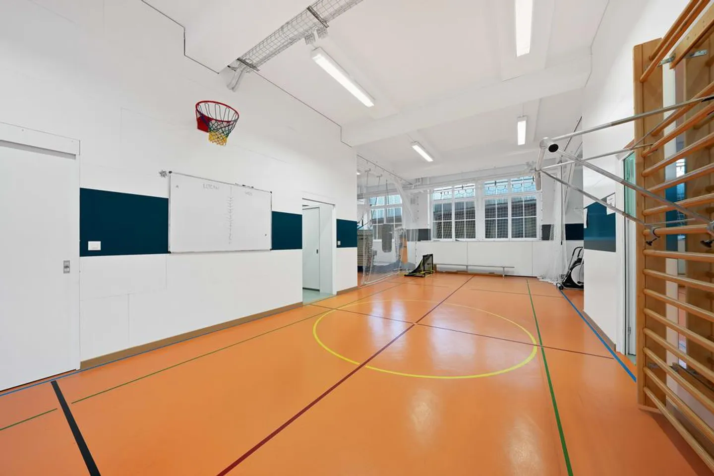 Commercial space with gym in the heart of St. Gallen - Photo 1 of 9