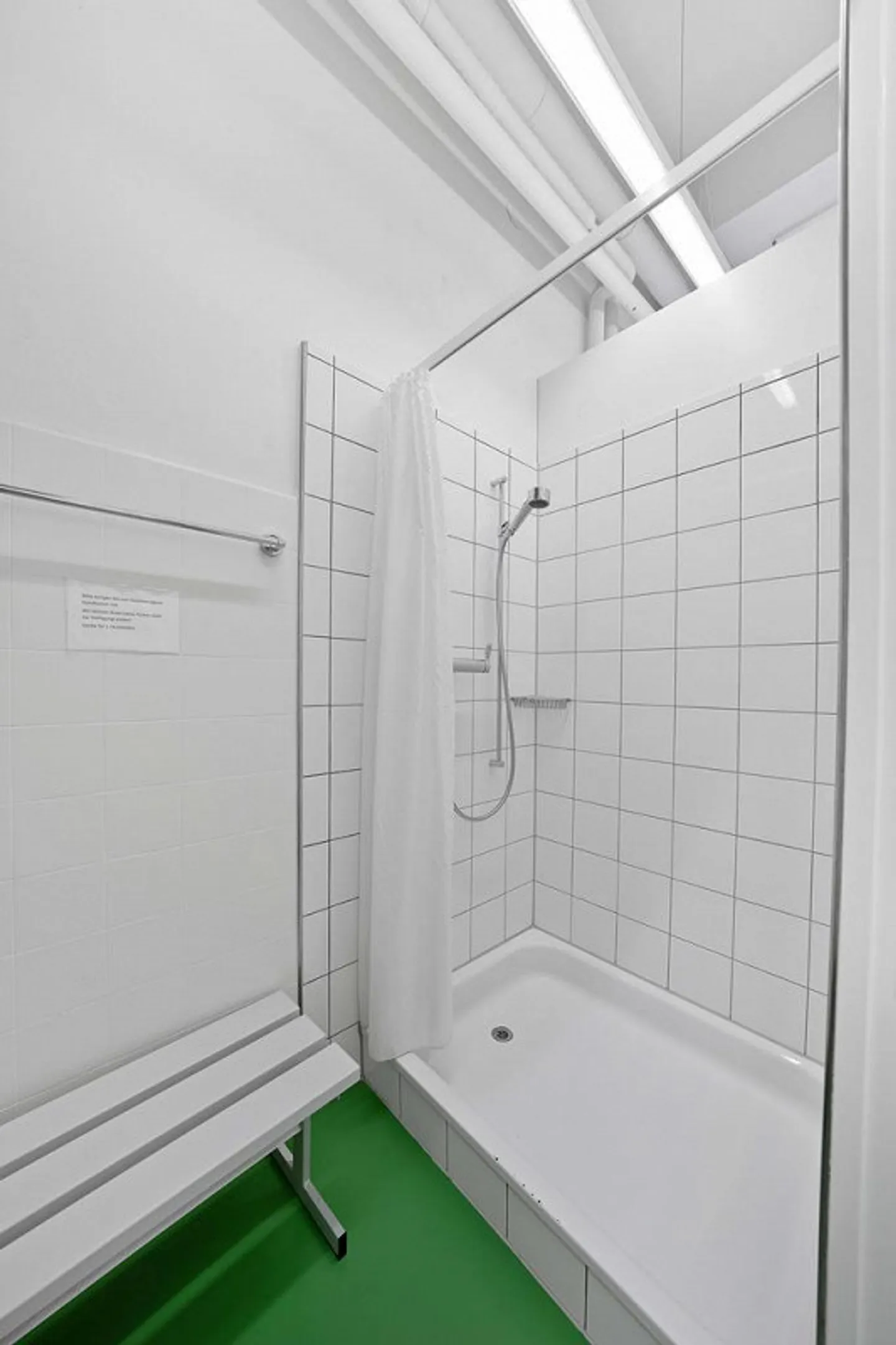 Commercial space with gym in the heart of St. Gallen - Photo 8 of 9