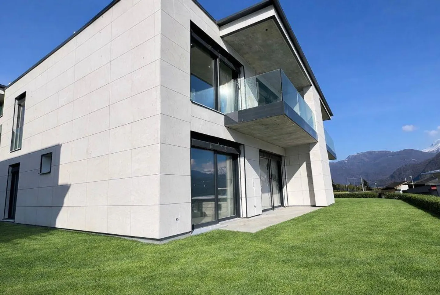 Villa moderne nouvelle construction avec jardin privé - Photo 17 sur 23