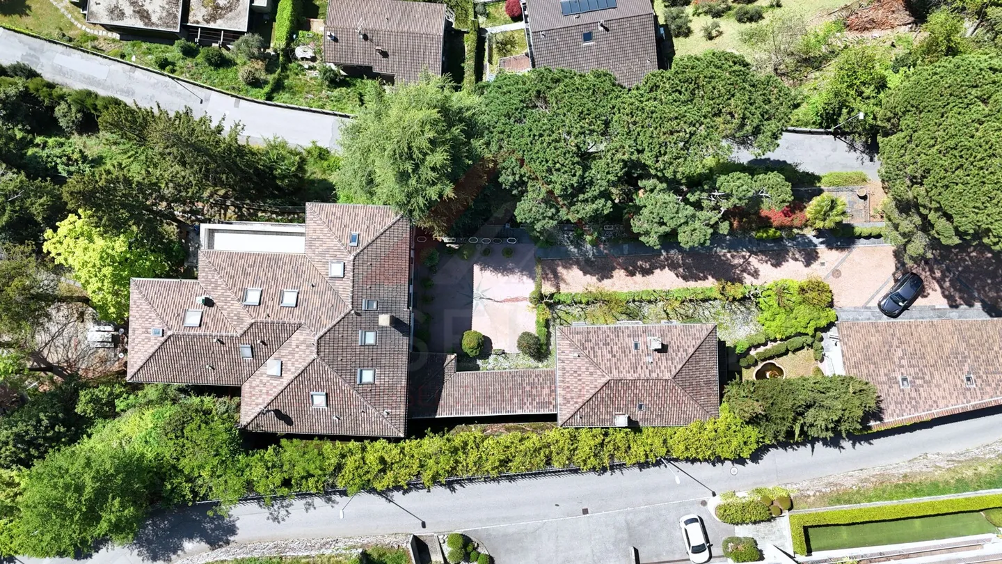Zone de développement avec trois bâtiments résidentiels et un potentiel d'extension significatif à Mendrisio - Photo 12 sur 13