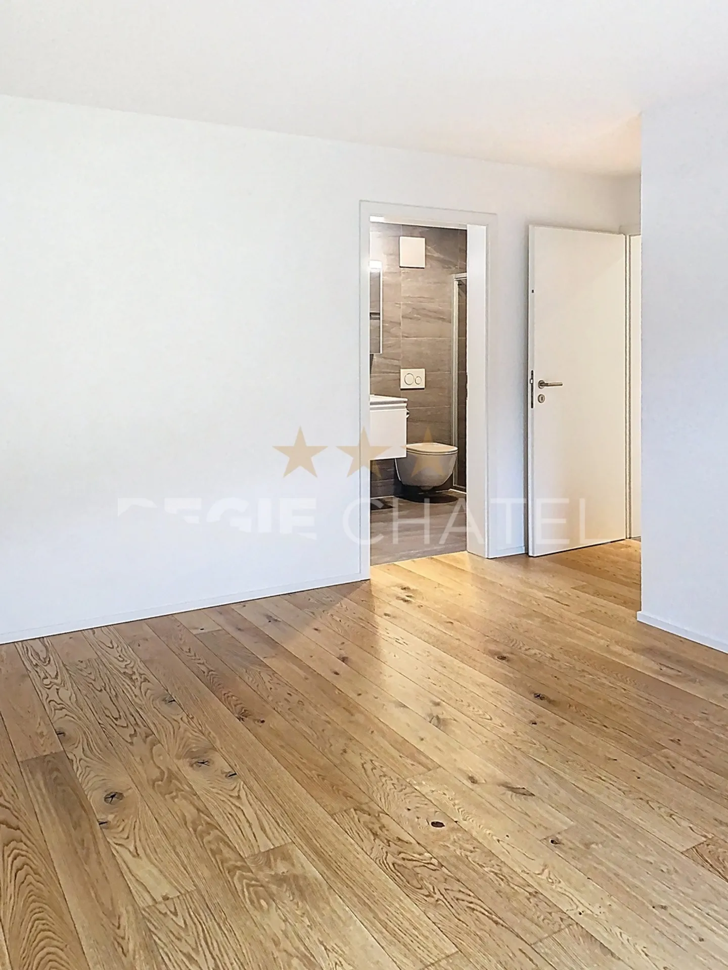 Magnifico appartamento di 3.5 locali con giardino e terrazza - Foto 8 di 10