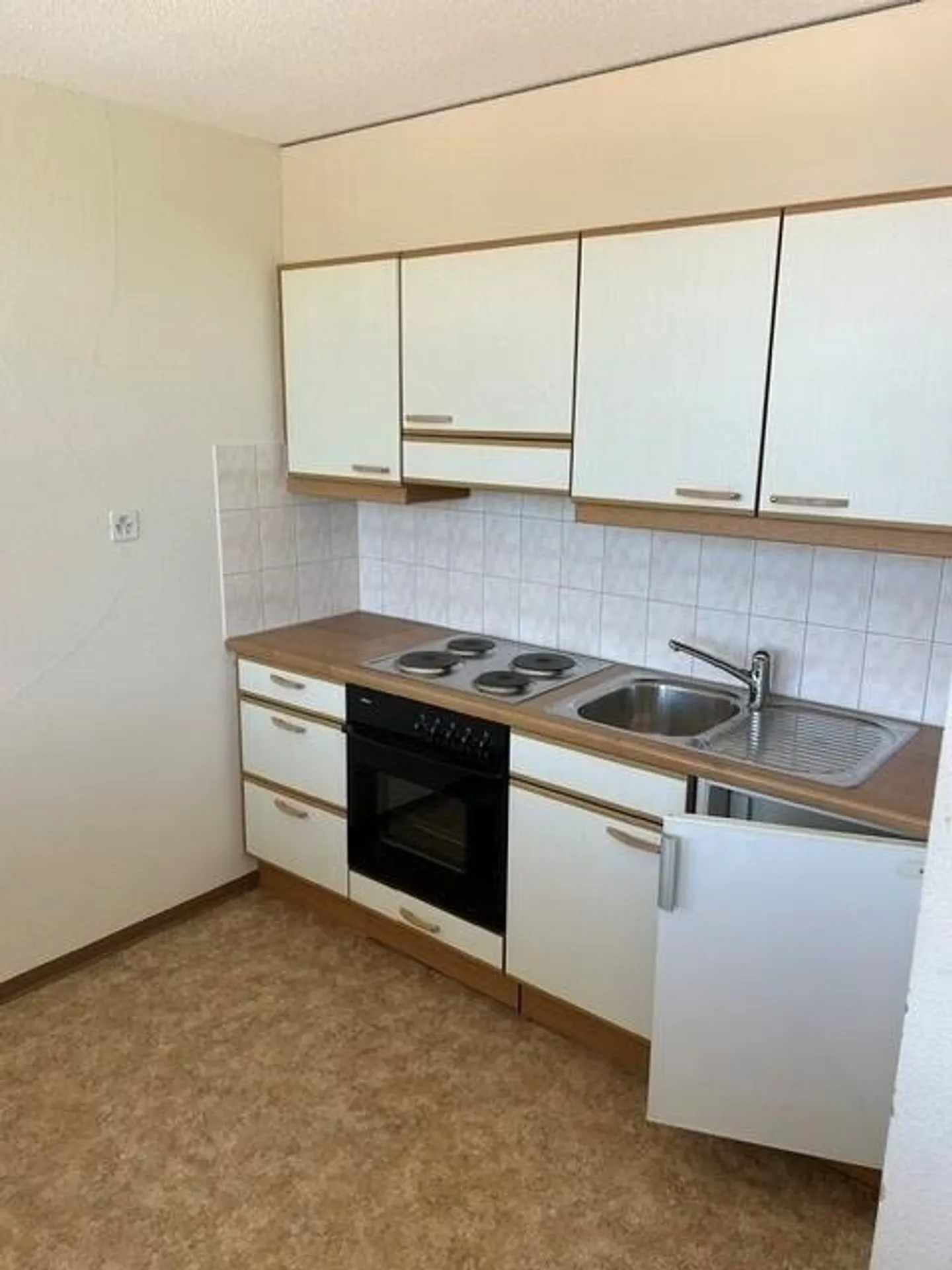 Appartement urbain ensoleillé de 6 pièces avec vue sur les Alpes (terme limité) - Photo 5 sur 7