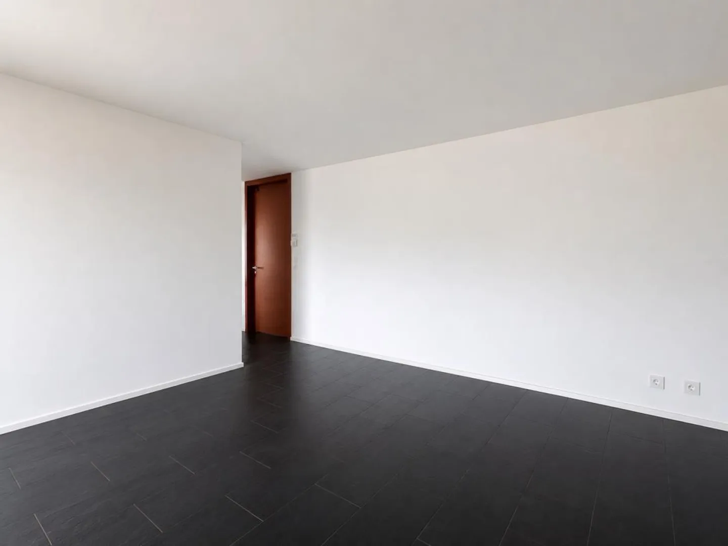 Beautiful Modern Villa in the Green - Photo 5 of 11