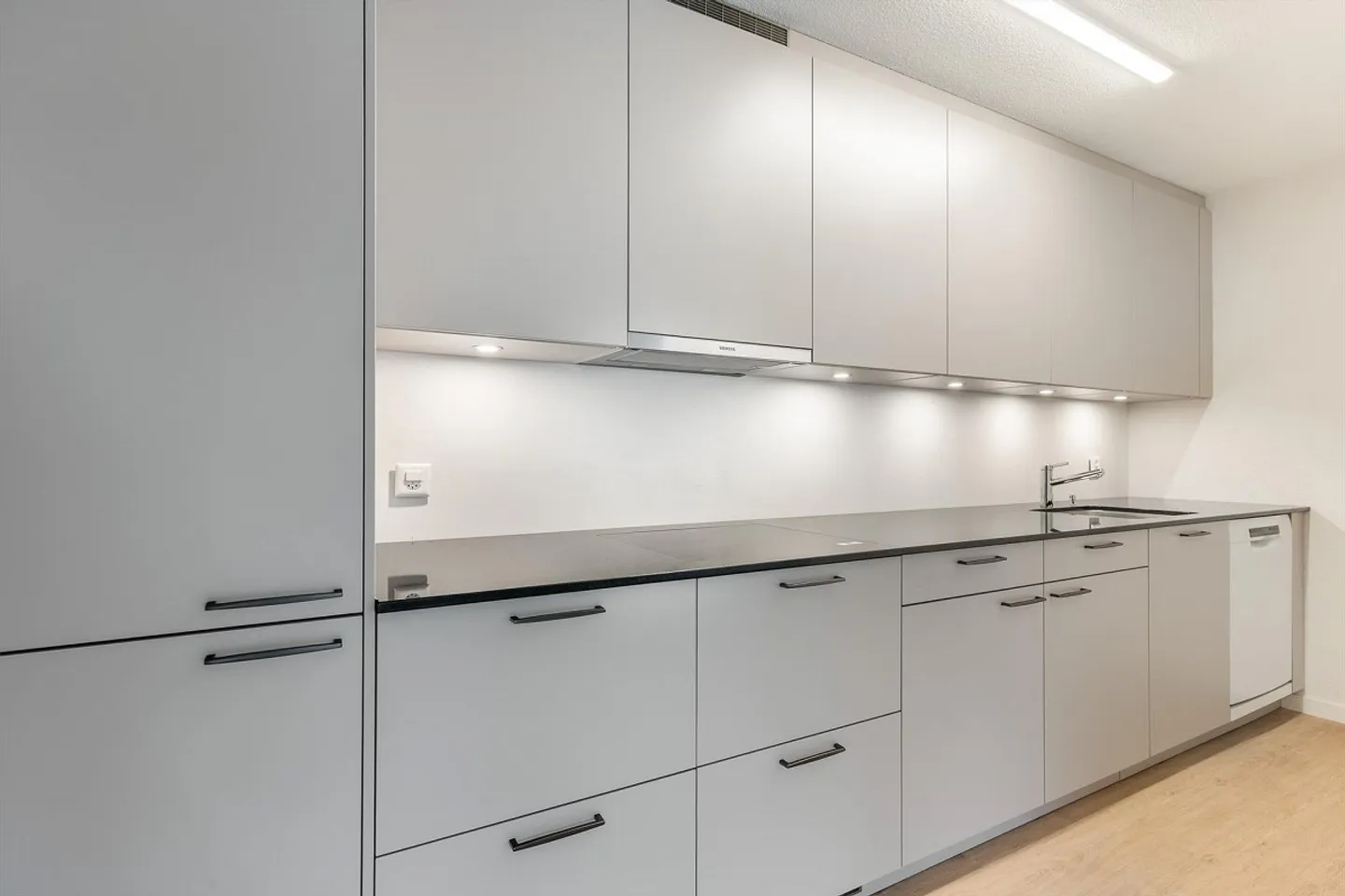 Gepflegte und helle frisch sanierte 3.5-Zimmer-Wohnung - Foto 2 von 8