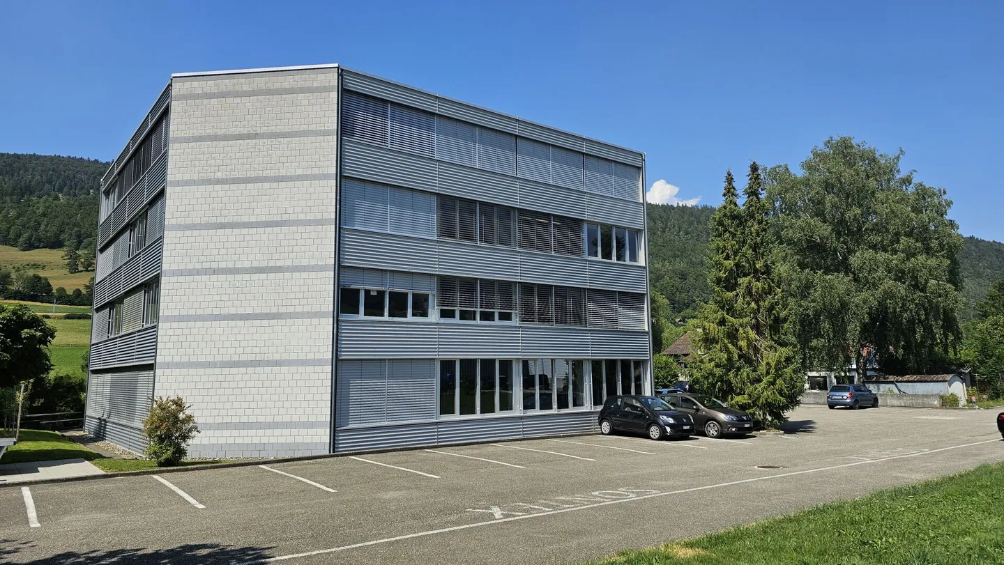Equipped and modular offices as desired - Photo 1 of 16