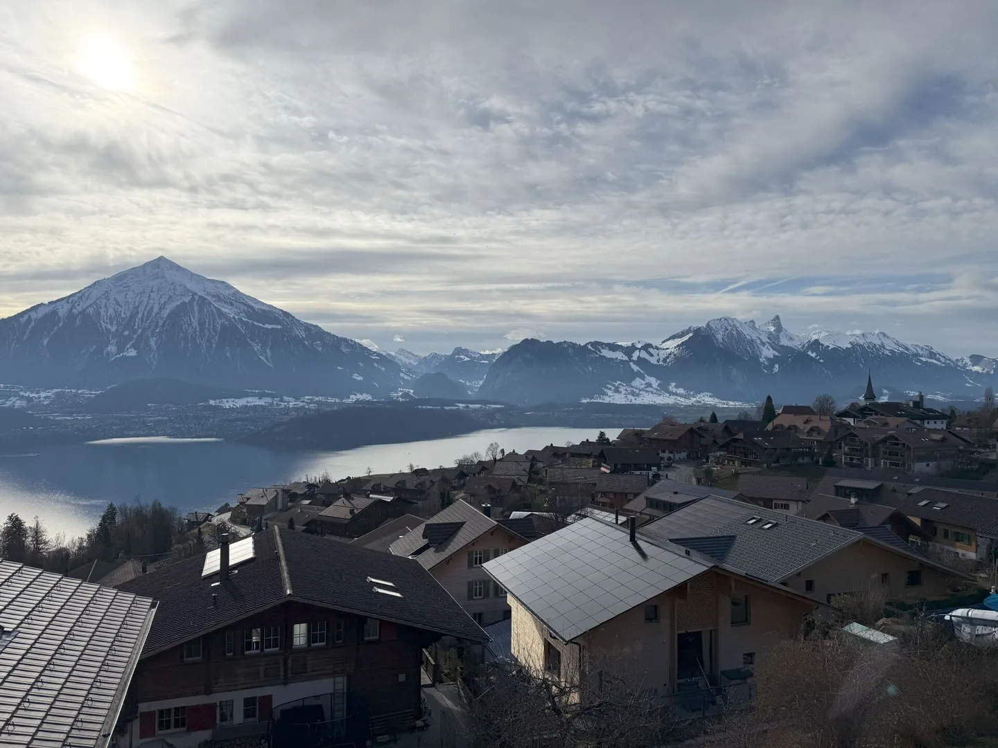 Cozy, modern, in a very sunny location with a view - Photo 14 of 38