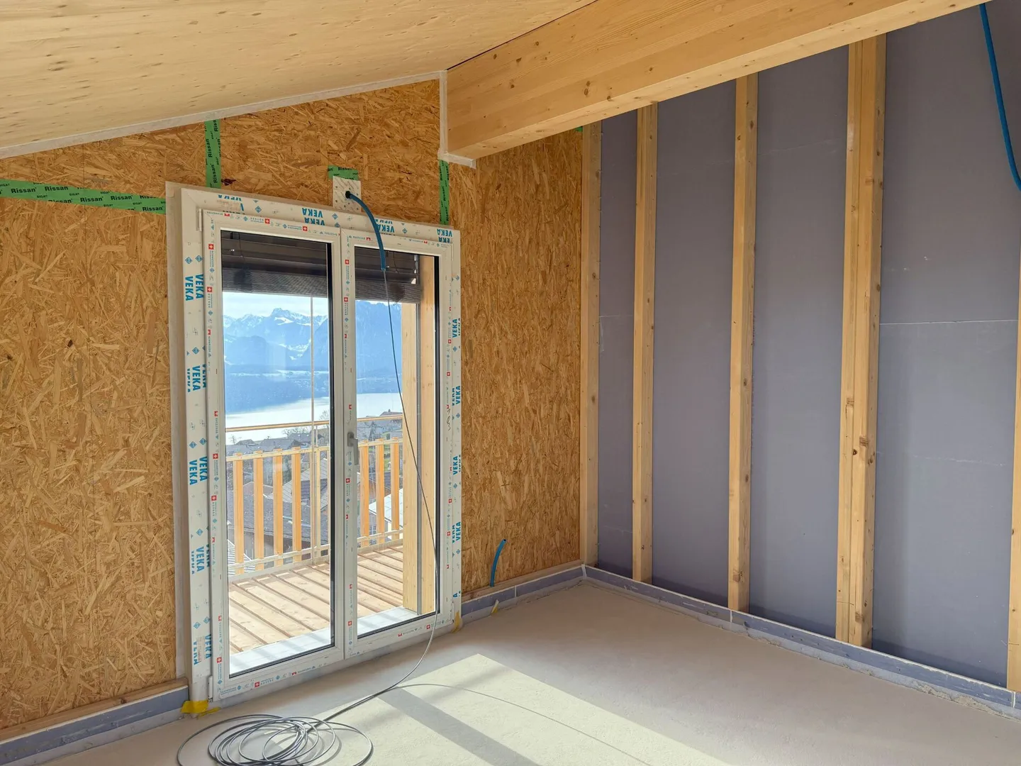 Cozy, modern, in a very sunny location with a view - Photo 19 of 38