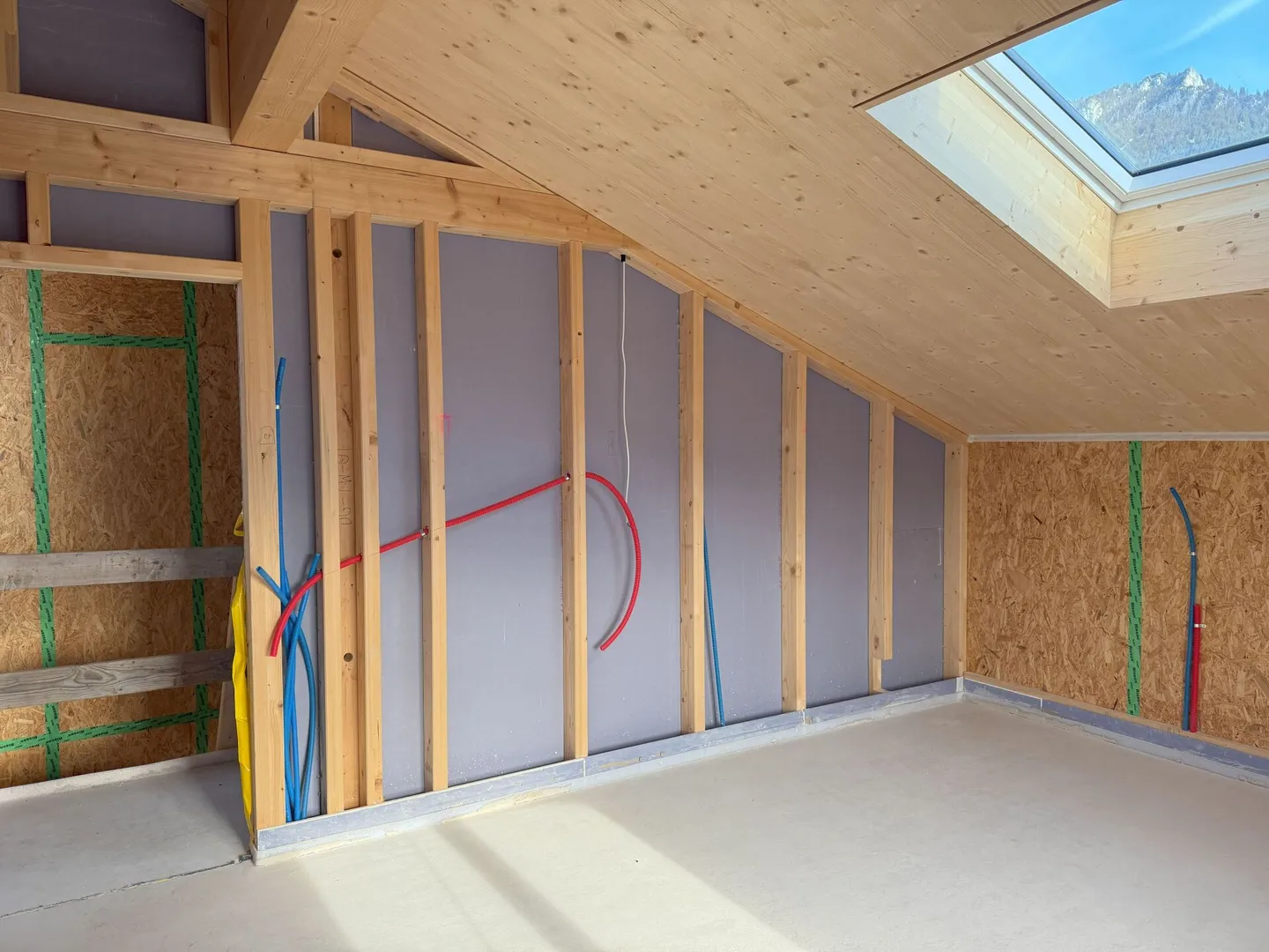 Cozy, modern, in a very sunny location with a view - Photo 18 of 38