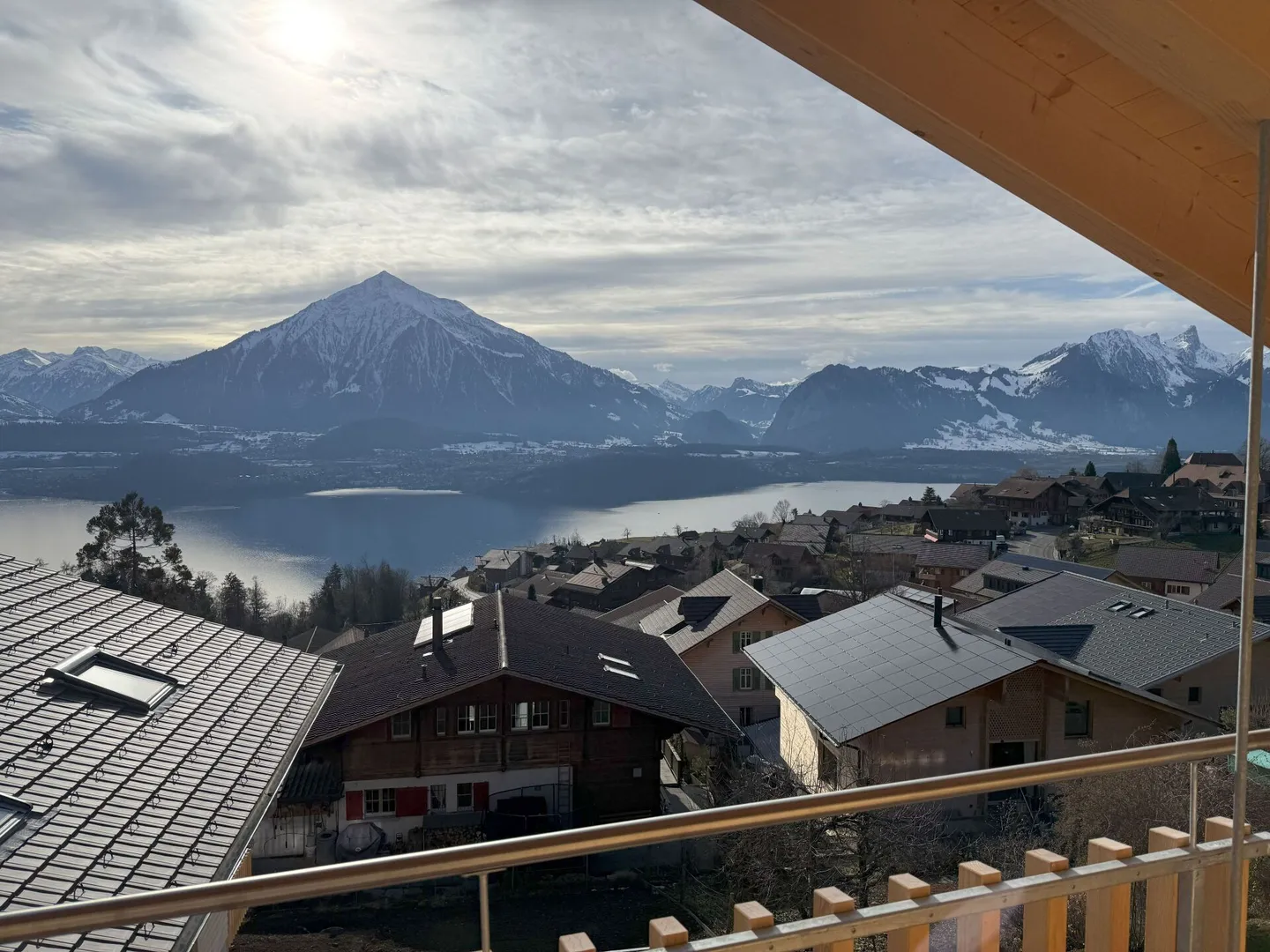 Cozy, modern, in a very sunny location with a view - Photo 26 of 38