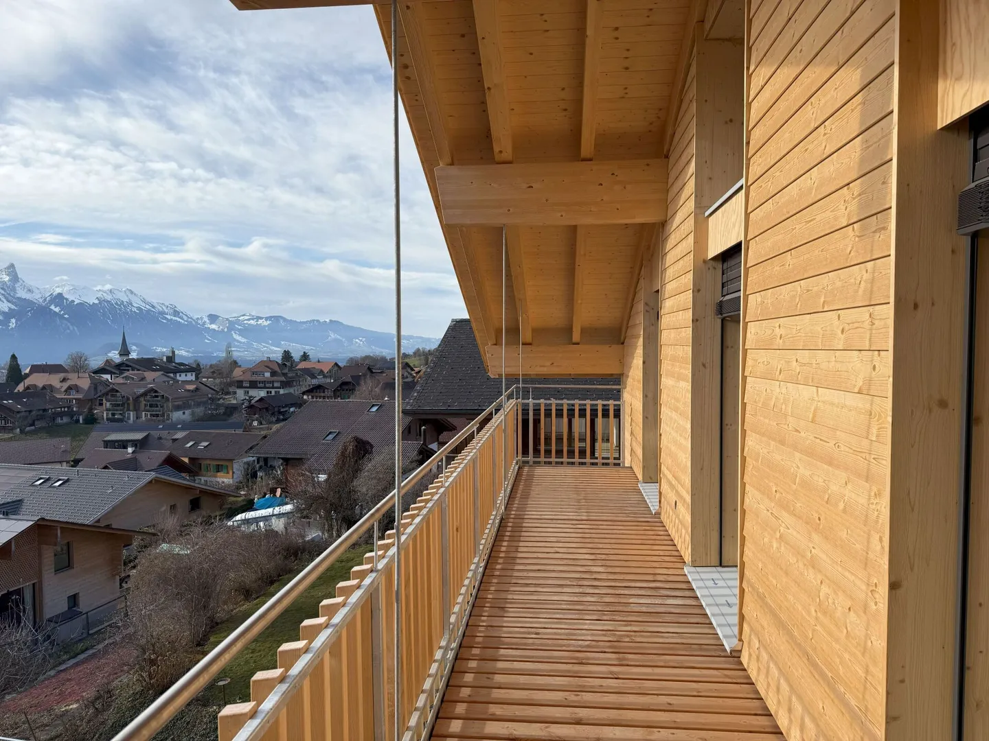 Cozy, modern, in a very sunny location with a view - Photo 25 of 38