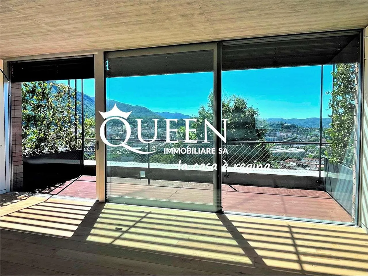 Rancate : Villa en terrasse avec 4,5 pièces, 148 m², avec vue magnifique - Photo 2 sur 11