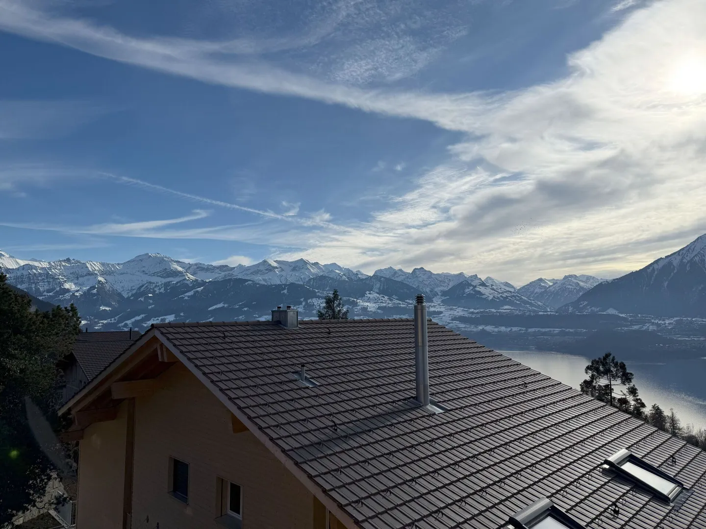 Cozy, modern, in a very sunny location with a view - Photo 37 of 38