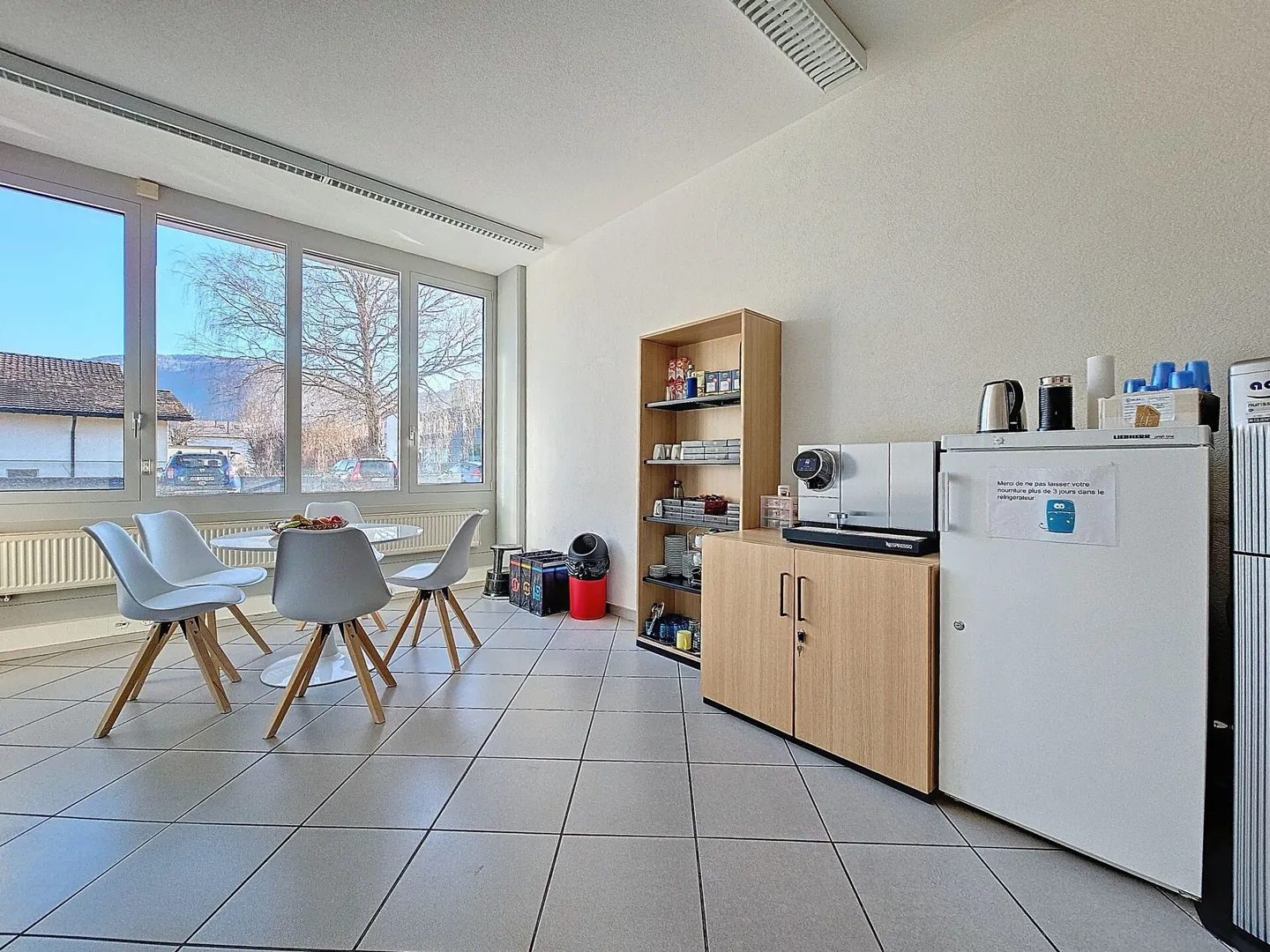 Equipped and modular offices as desired - Photo 8 of 16