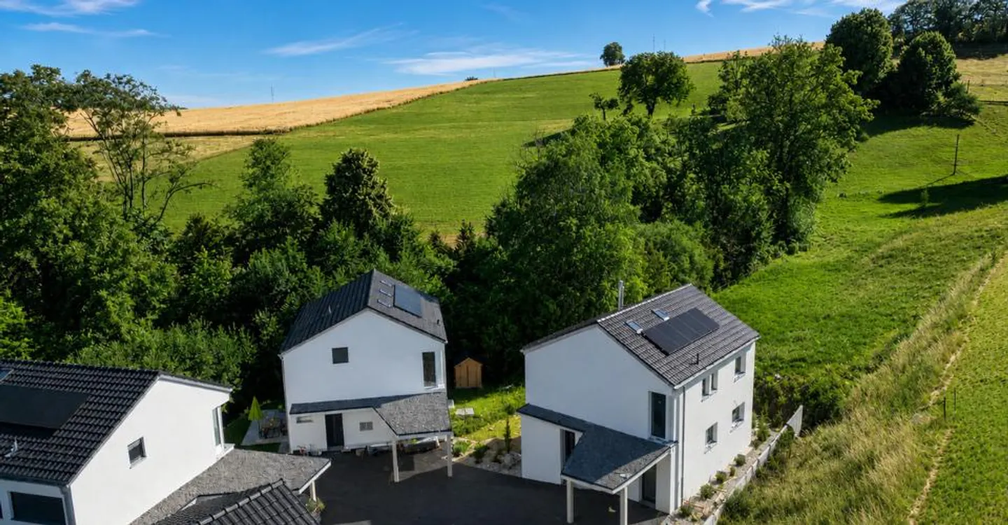 Licht als Signatur: Einfamilienhaus mit 6,5 Zimmern - Foto 1 von 13