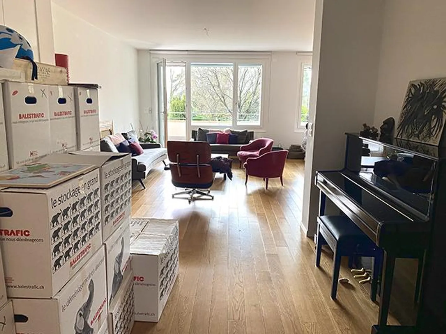 Superbe appartement au bord du lac - Photo 4 sur 6