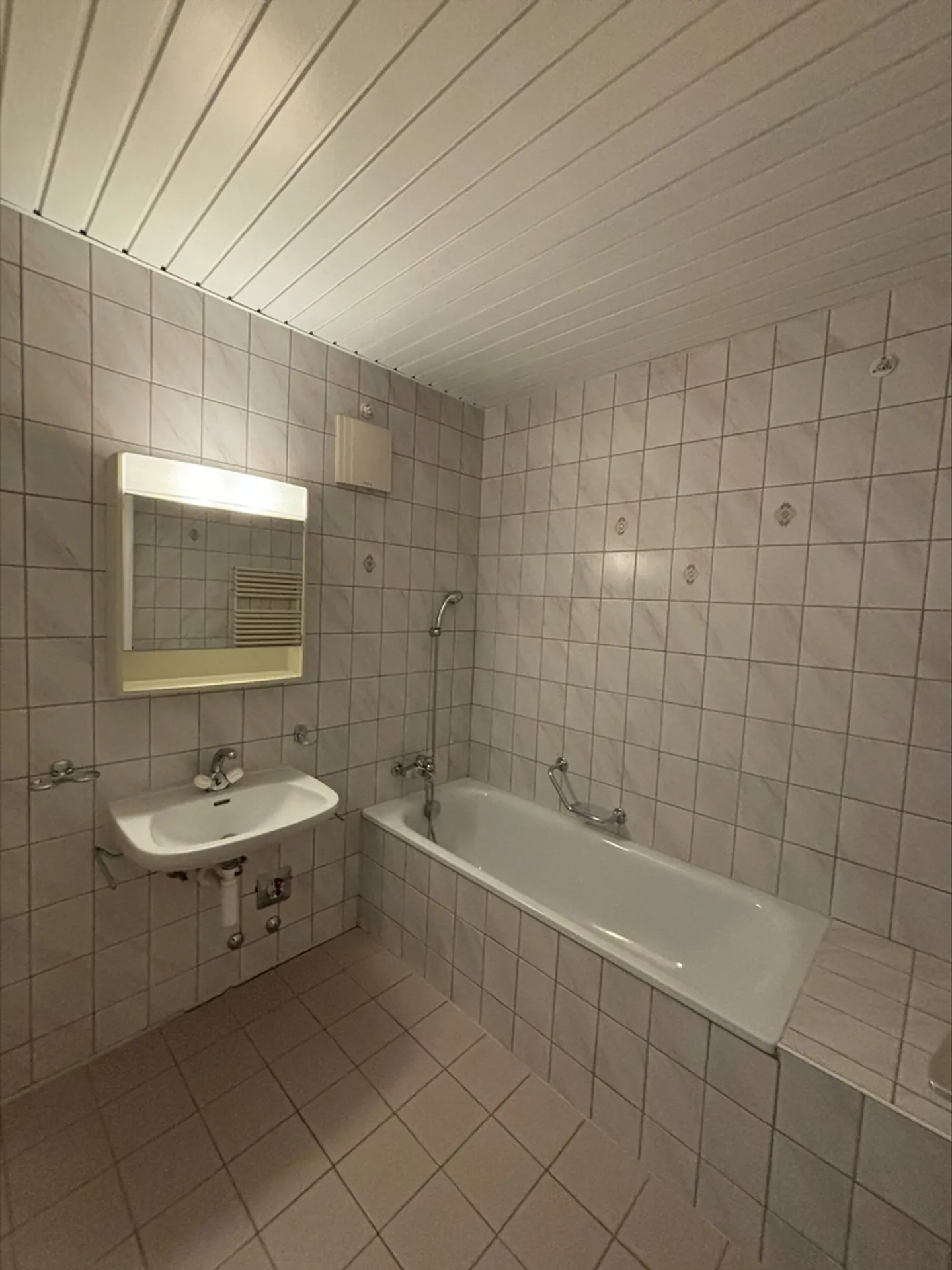 Appartamento Incantevole con Balcone - Foto 8 di 9