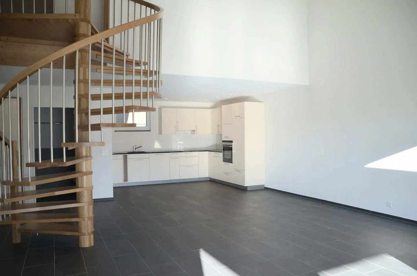 Appartement en maisonette moderne de 124 m² - Photo 1 sur 6