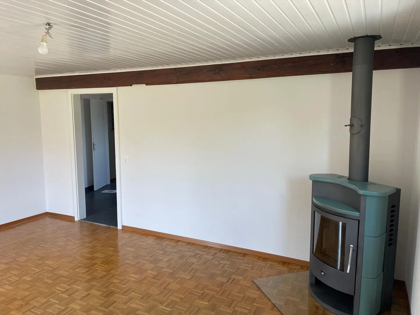 Appartement 4 pièces - Photo 2 sur 16