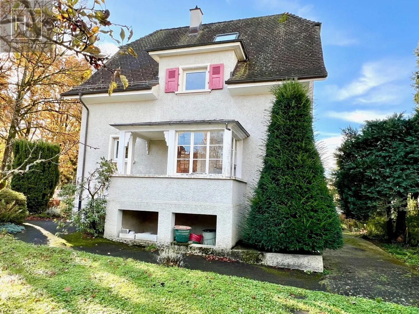 Unique single-family house for sale in Arlesheim. - Photo 23 of 43