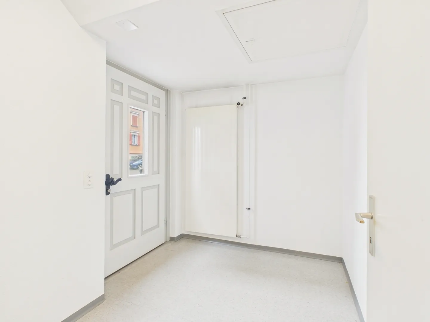 Spacious 5.5-room single-family house in Kirchberg SG - Photo 7 of 13