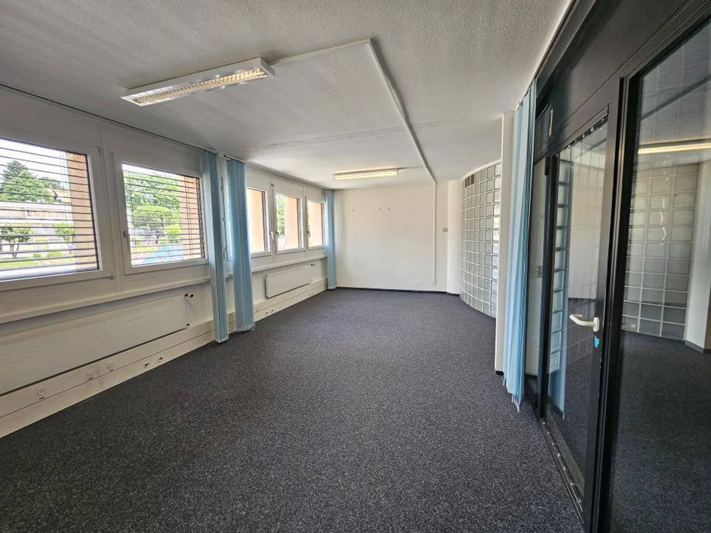Office/Administration 235 m2 in Renens VD - Photo 4 of 11