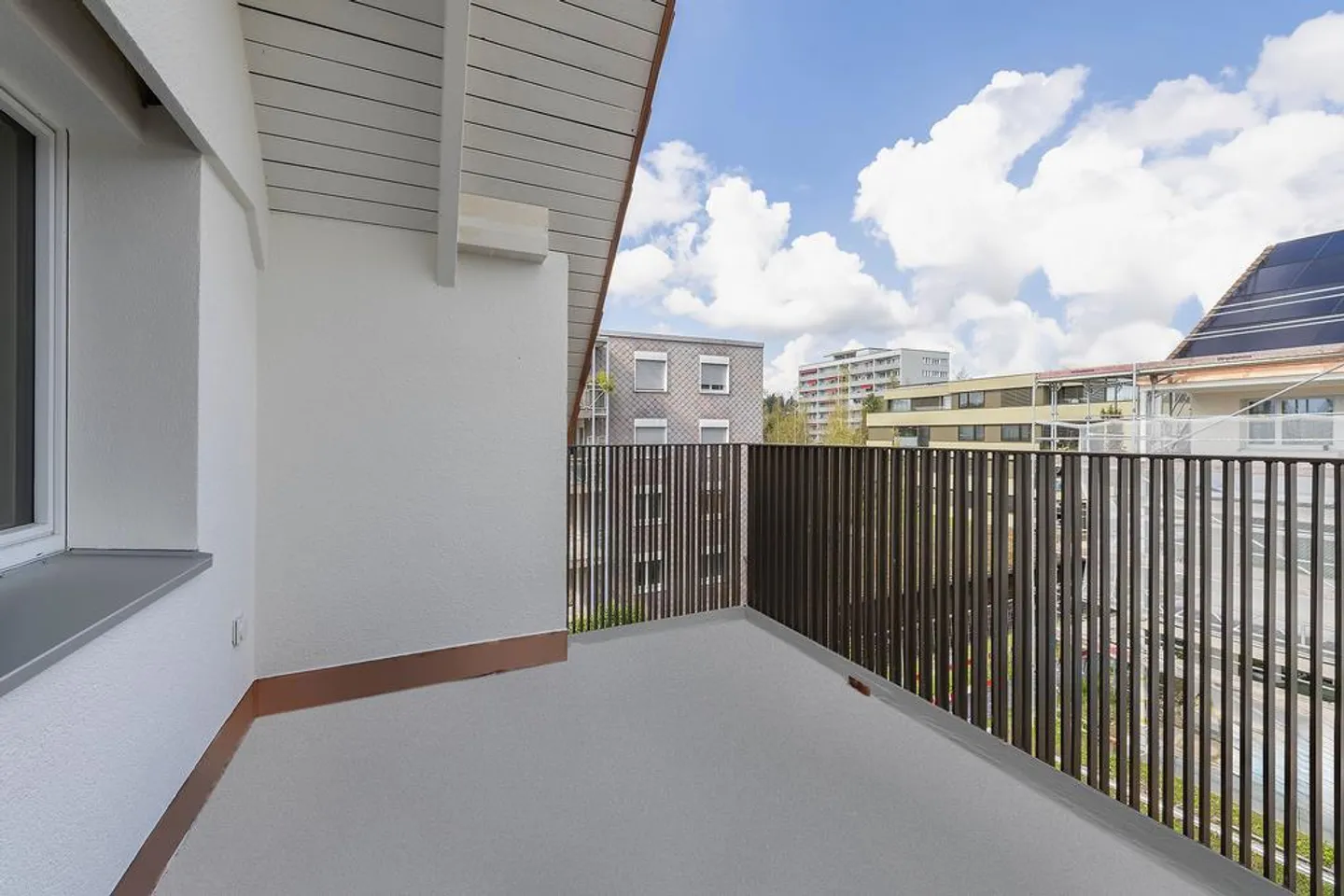 Appartamento 3 locali appena ristrutturato con balcone e torre di lavaggio - Foto 8 di 8